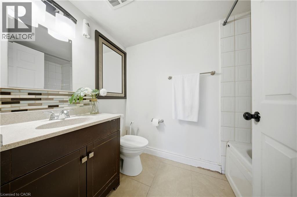 25 Agnes Street Unit# 202 Property Photo 27