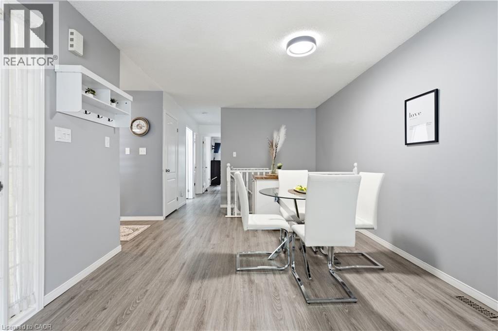 31 Galileo Boulevard Property Photo 8