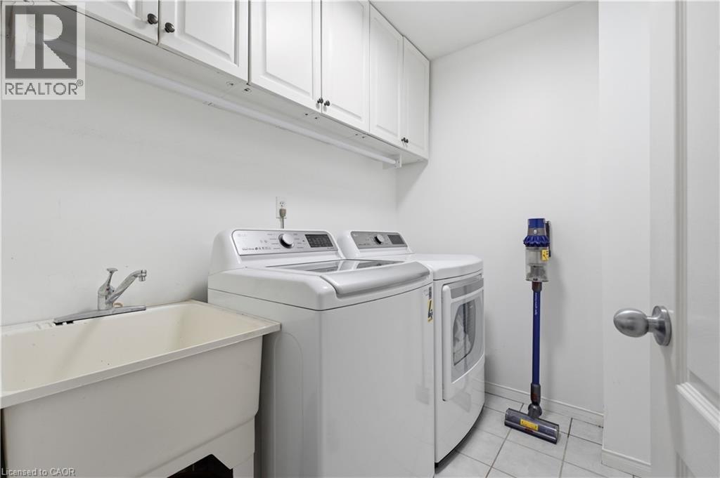 31 Galileo Boulevard Property Photo 18