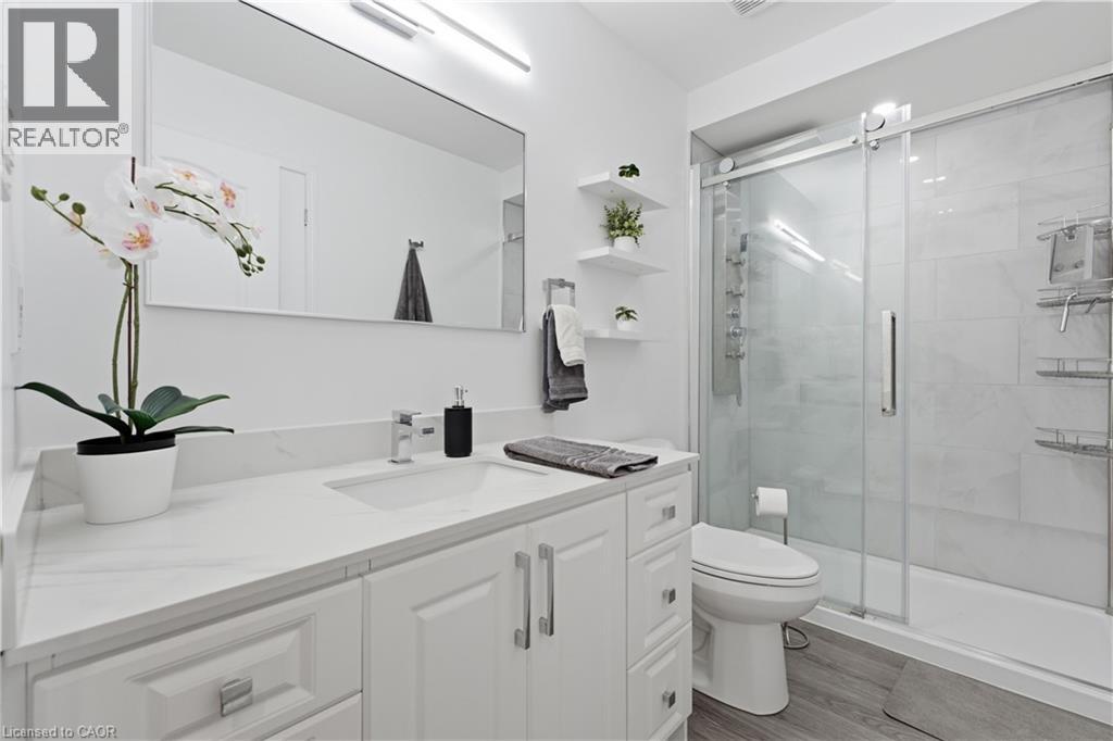 31 Galileo Boulevard Property Photo 19