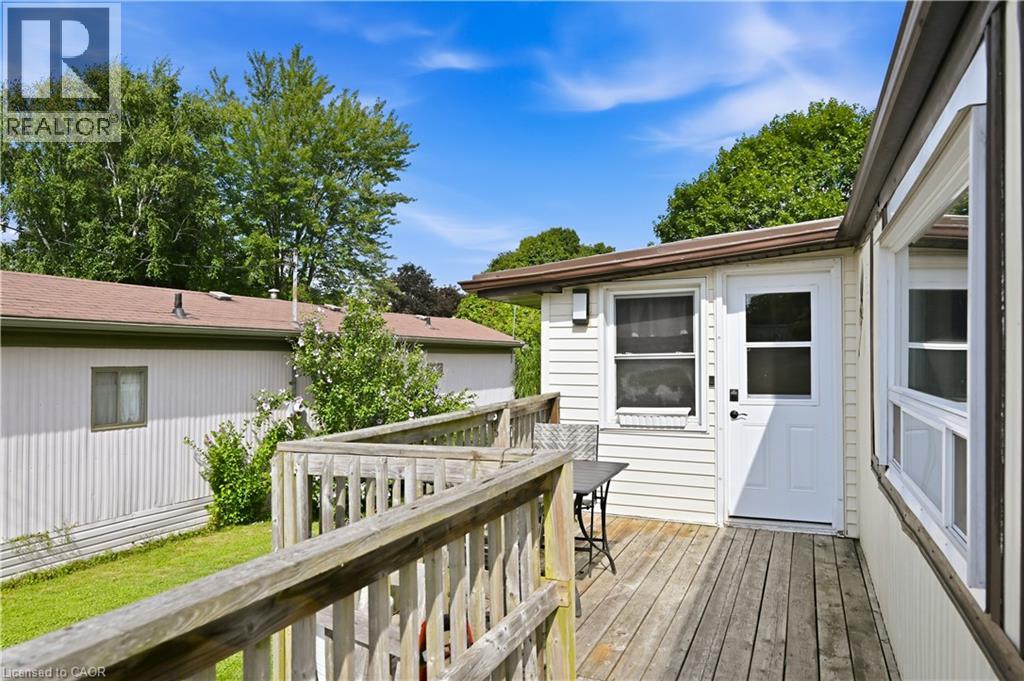 73 Park Lane Property Photo 3