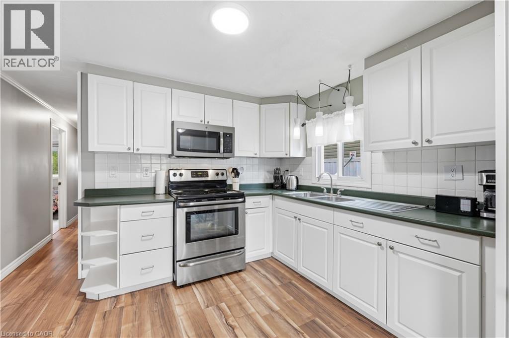 73 Park Lane Property Photo 8