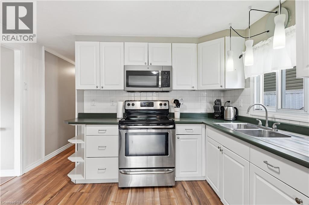 73 Park Lane Property Photo 9