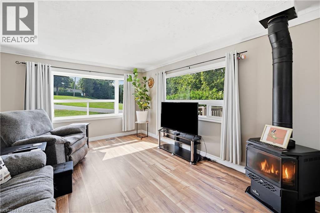 73 Park Lane Property Photo 15
