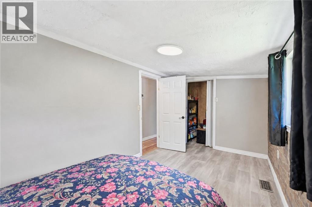 73 Park Lane Property Photo 21