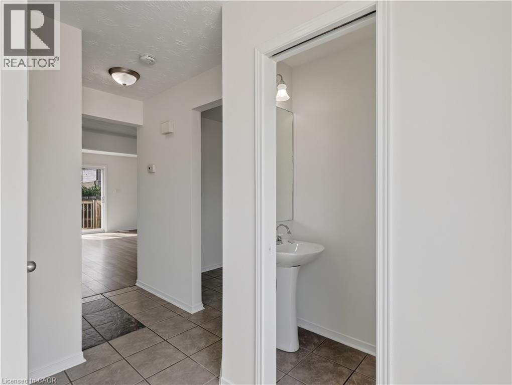 211 Morton Street Property Photo 4