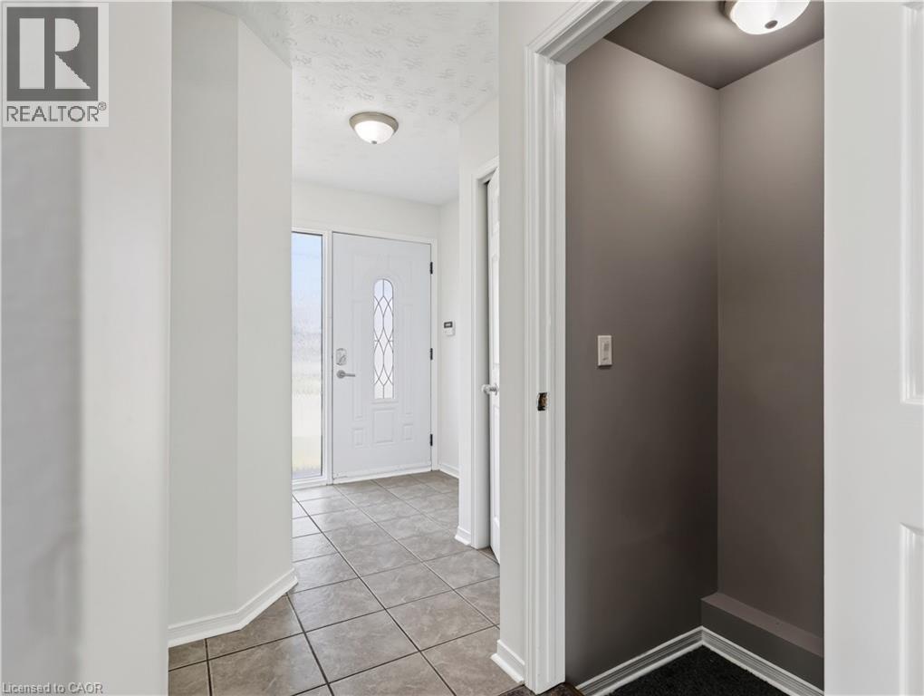 211 Morton Street Property Photo 15