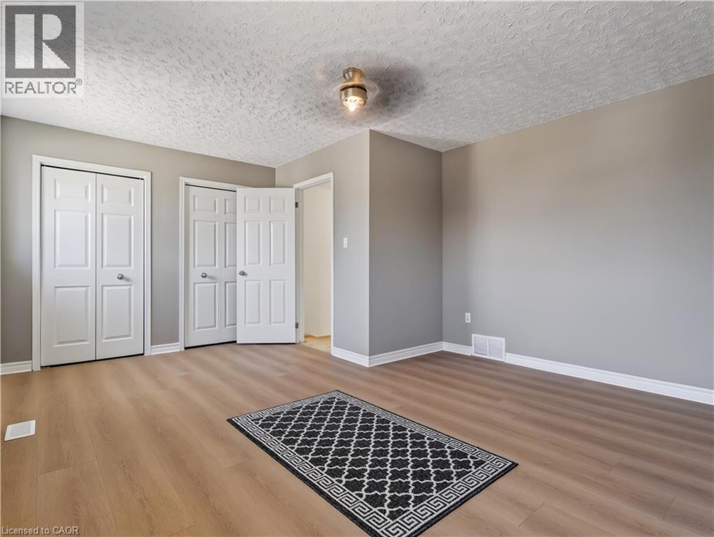 211 Morton Street Property Photo 18