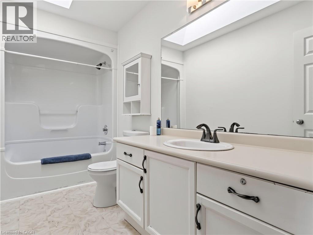 211 Morton Street Property Photo 21