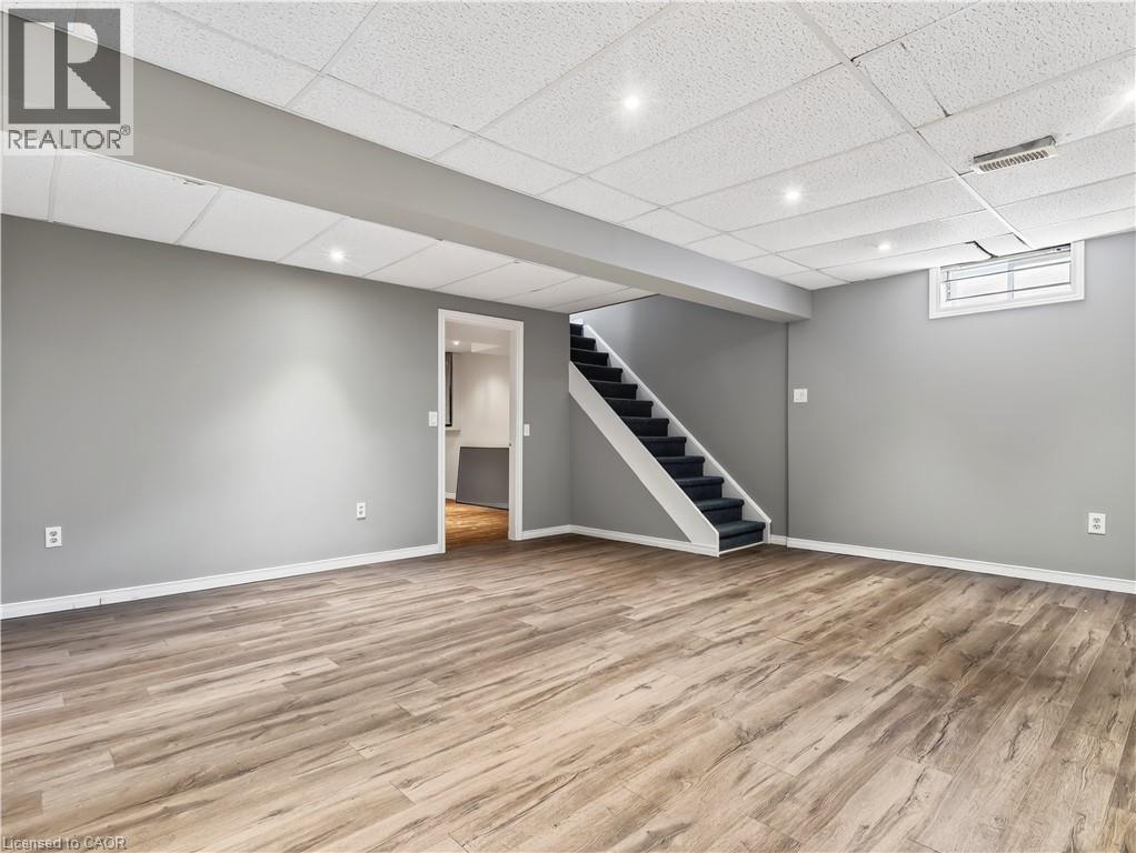 211 Morton Street Property Photo 29