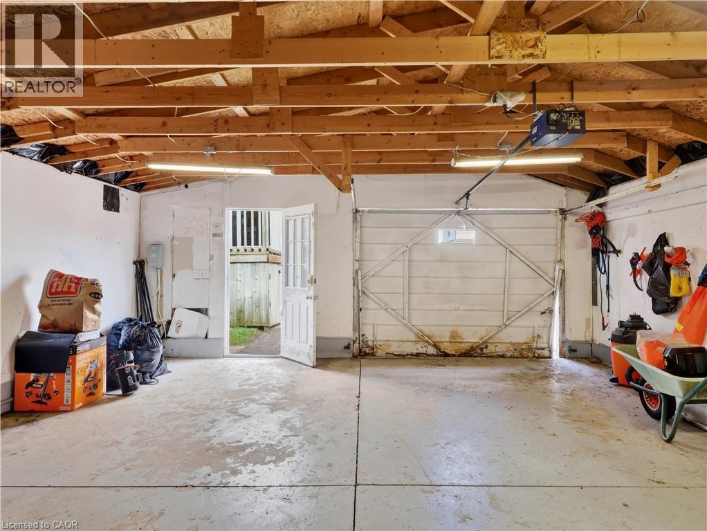 211 Morton Street Property Photo 38