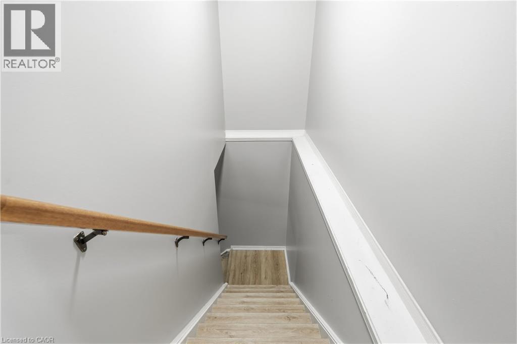 13 Golden Acres Drive Property Photo 19