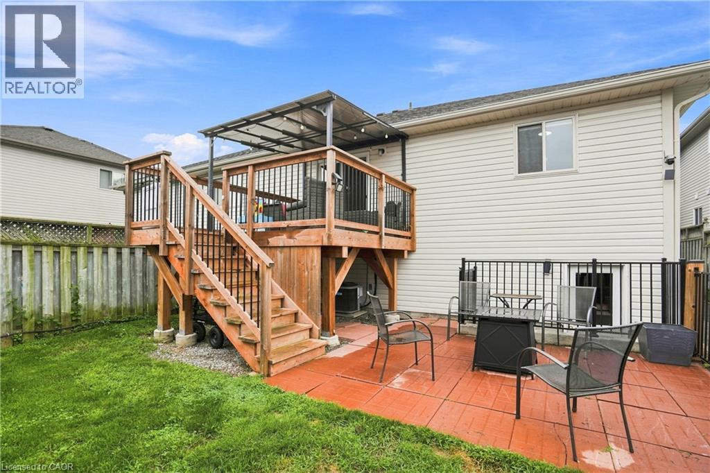 13 Golden Acres Drive Property Photo 32