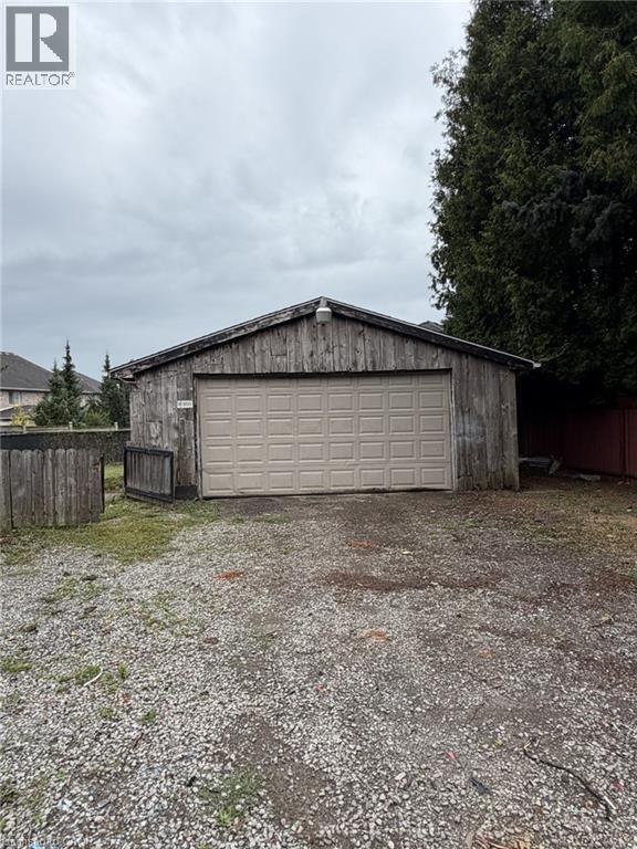 603 Rymal Road W Property Photo 8