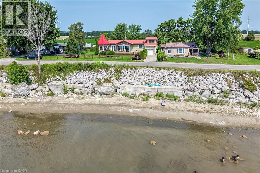 817 Lakeshore Road Property Photo 4