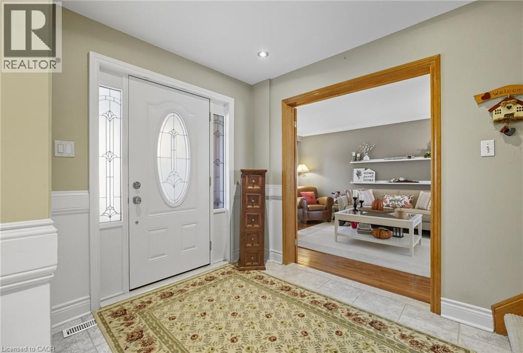 1580 Woodeden Drive Property Photo 4