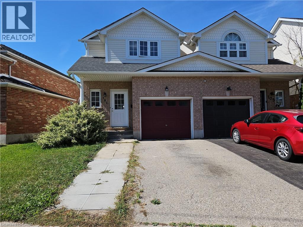 105 Activa Avenue Property Photo 2