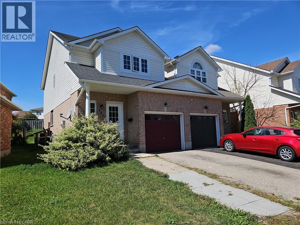 105 Activa Avenue Property Photo 3