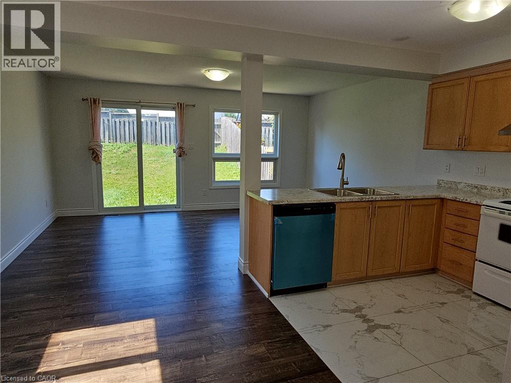 105 Activa Avenue Property Photo 9