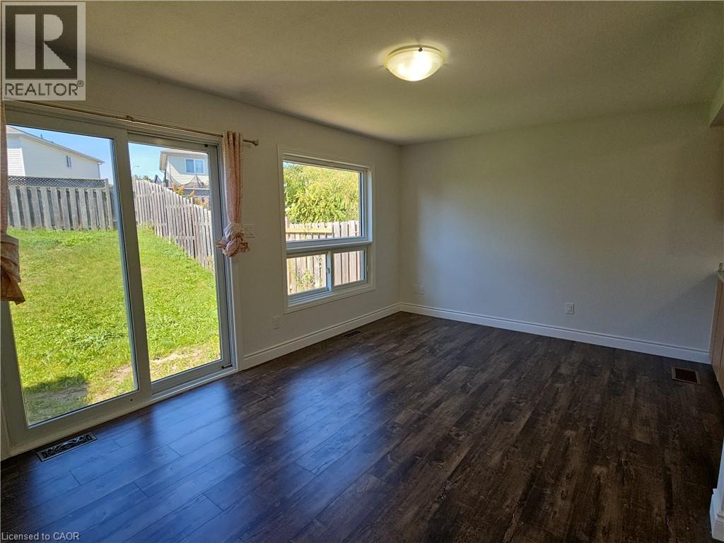 105 Activa Avenue Property Photo 14