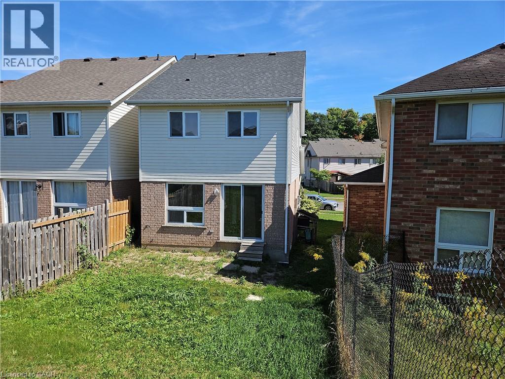 105 Activa Avenue Property Photo 33