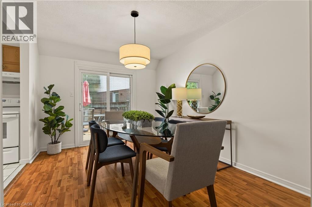1576 Riley Avenue Property Photo 10
