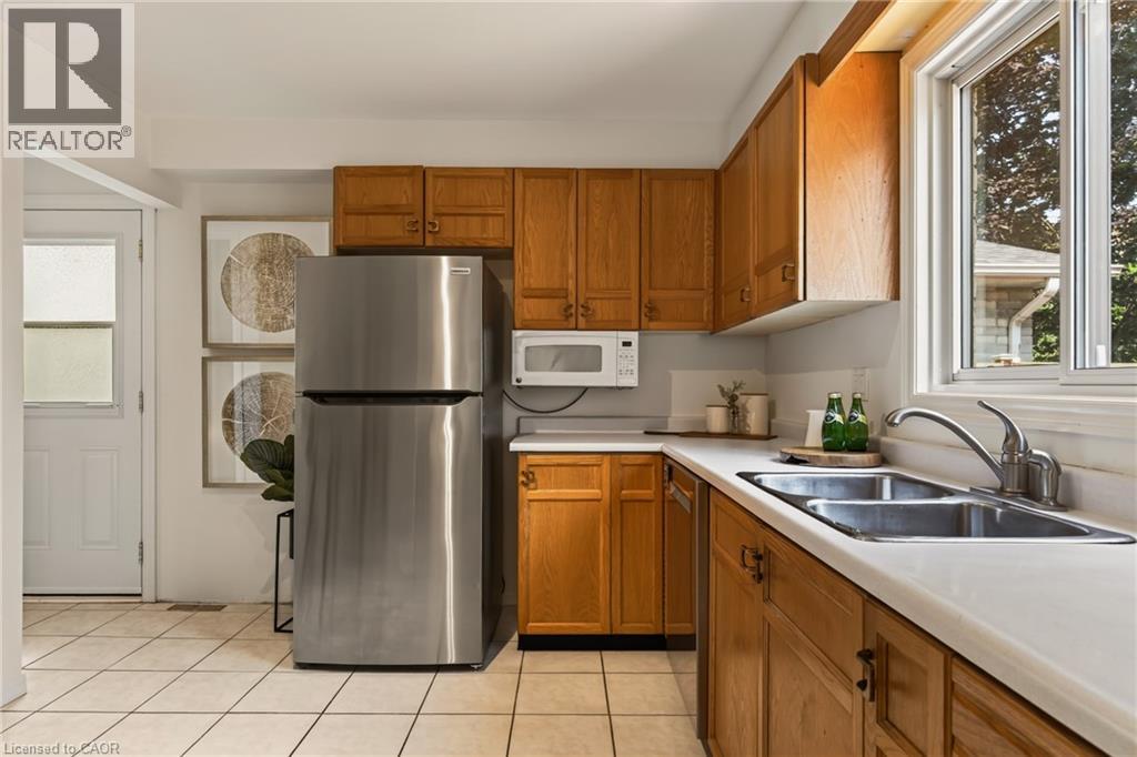 1576 Riley Avenue Property Photo 15