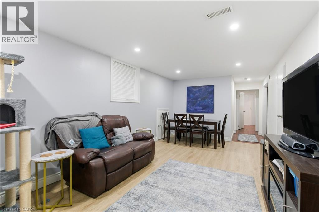 111 Britten Close Unit# Bsmt Property Photo 3