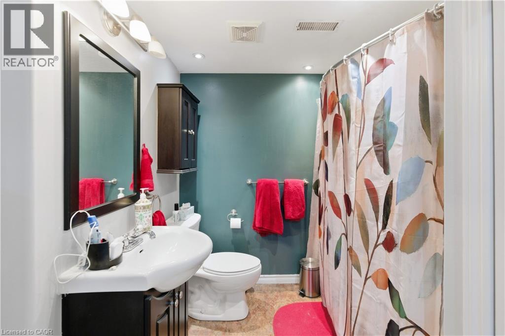 111 Britten Close Unit# Bsmt Property Photo 15