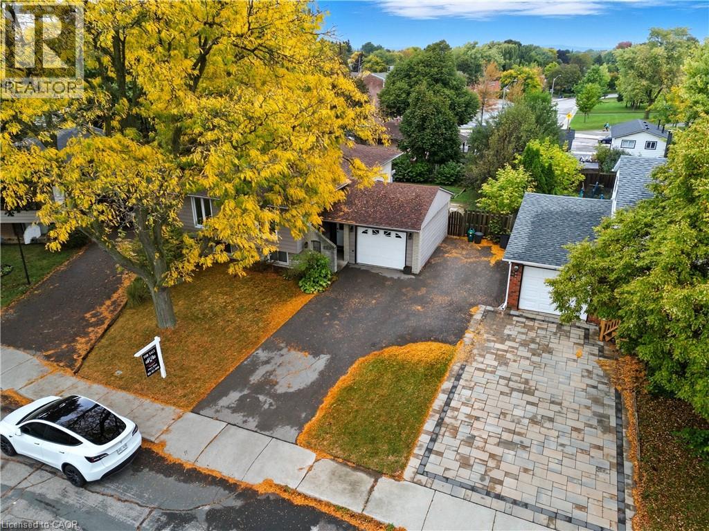 111 Britten Close Unit# Bsmt Property Photo 22