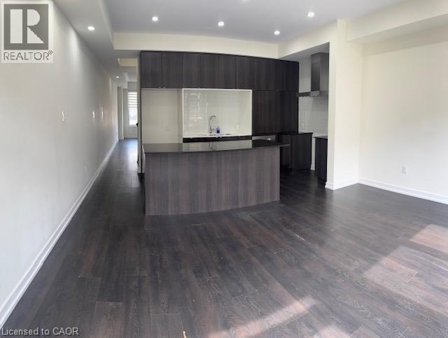 166 Squire Crescent Property Photo 8