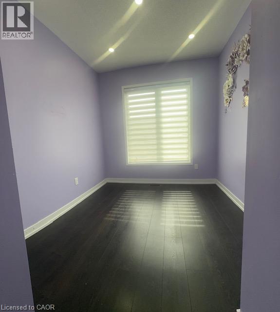 166 Squire Crescent Property Photo 20