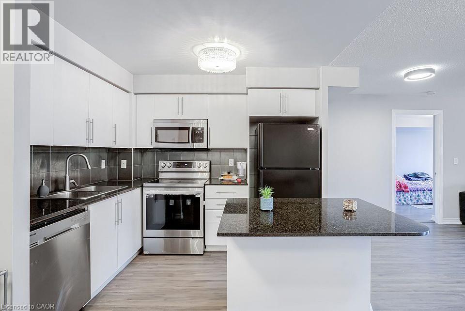 310 Burnhamthorpe Road W Unit# 401 Property Photo 4