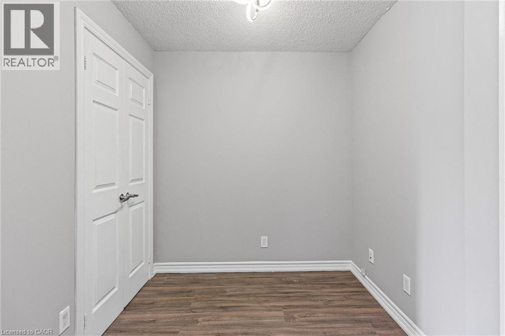 310 Burnhamthorpe Road W Unit# 401 Property Photo 6