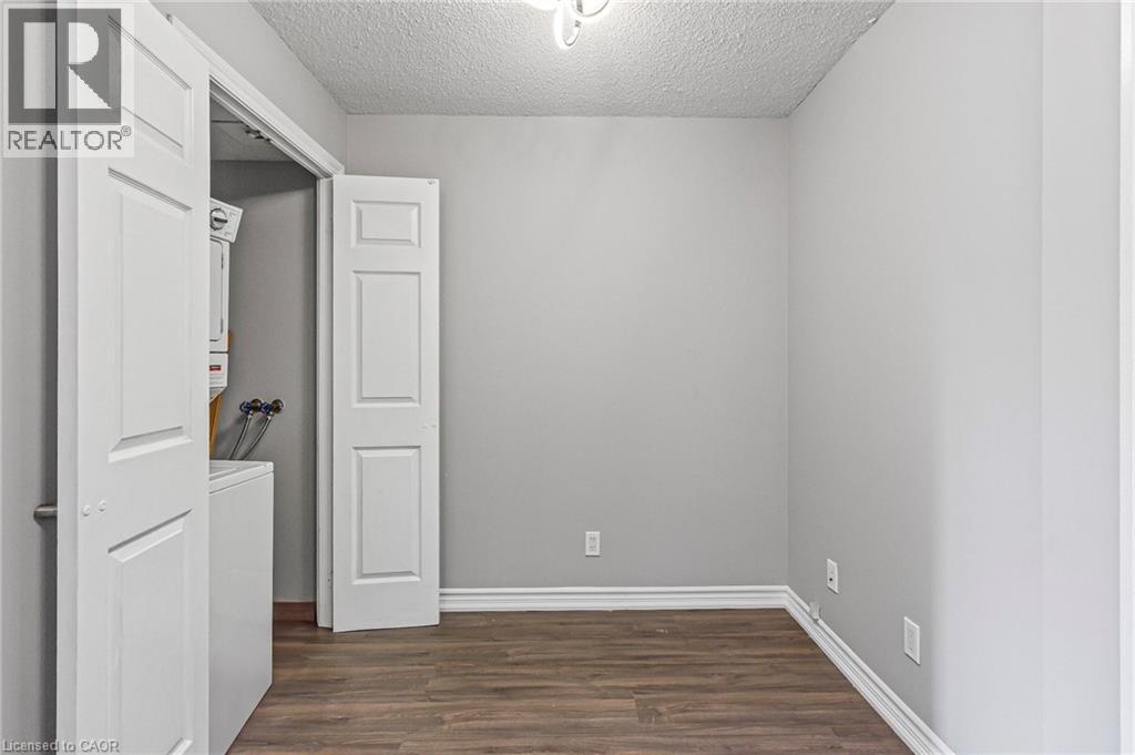 310 Burnhamthorpe Road W Unit# 401 Property Photo 7