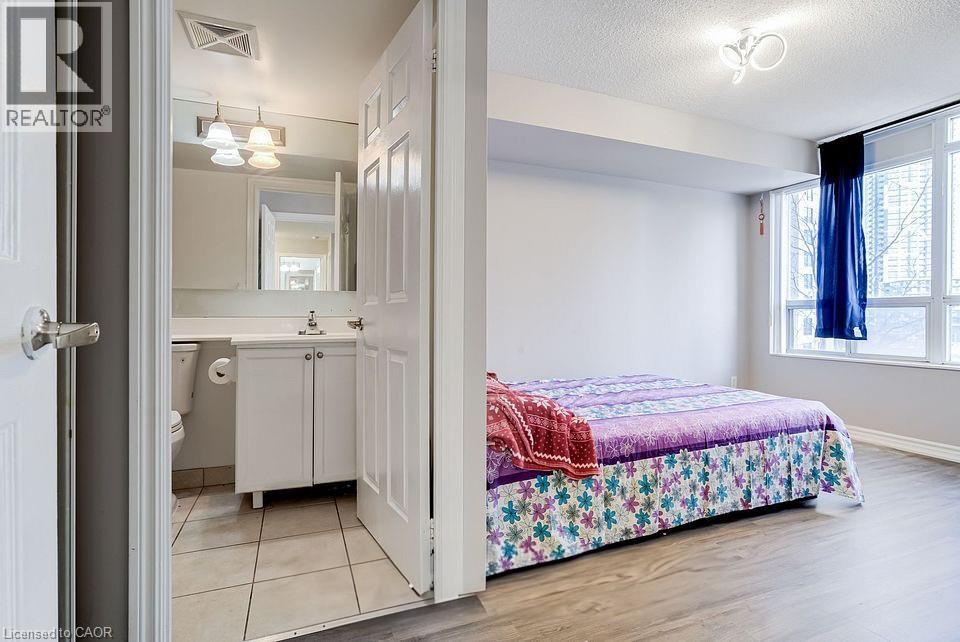 310 Burnhamthorpe Road W Unit# 401 Property Photo 19