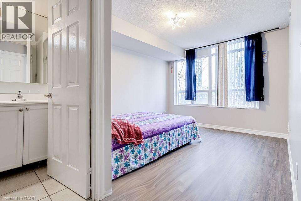 310 Burnhamthorpe Road W Unit# 401 Property Photo 21