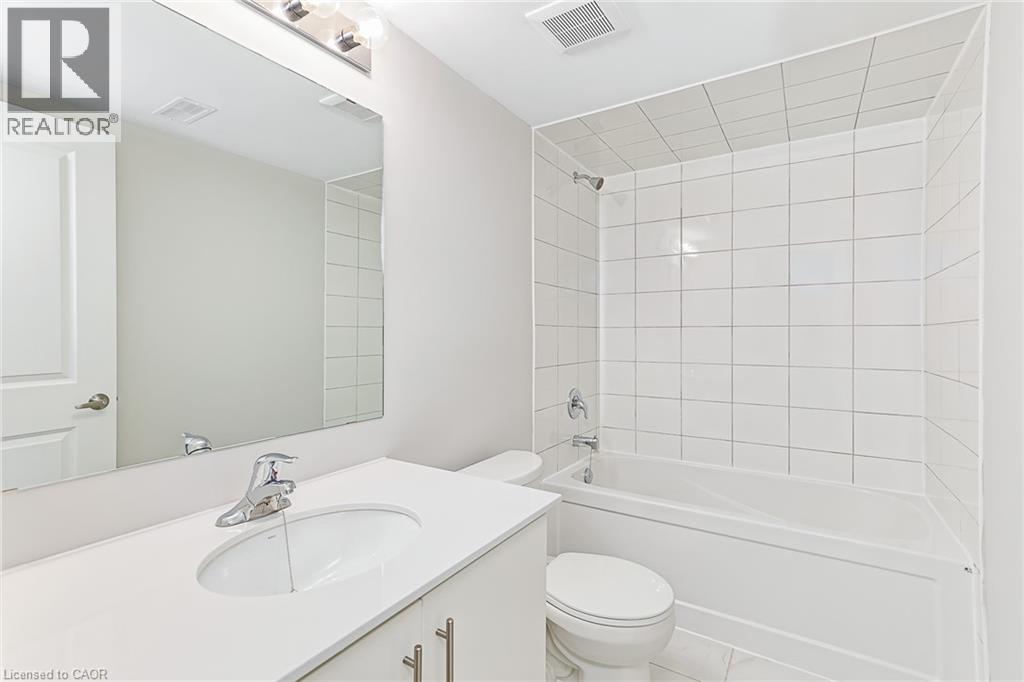33 Dawson Drive Unit# 1 Property Photo 8