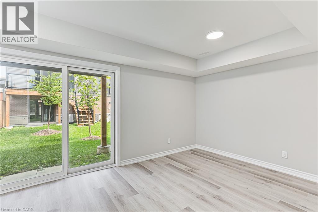 33 Dawson Drive Unit# 1 Property Photo 10