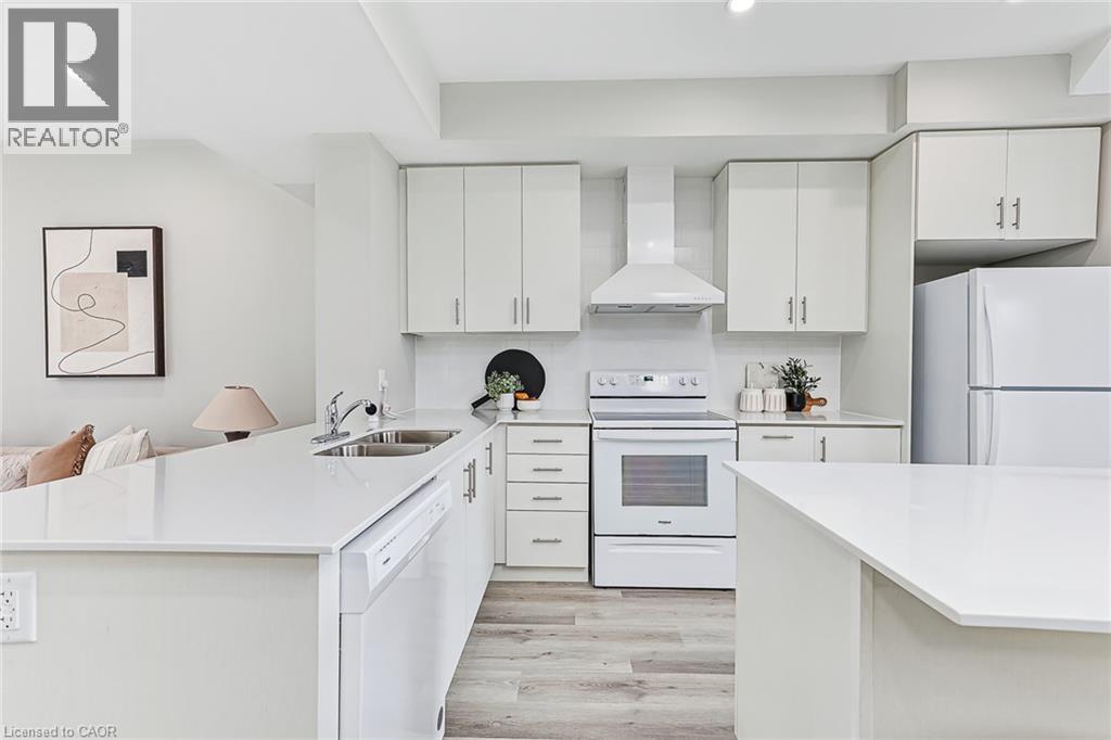 33 Dawson Drive Unit# 1 Property Photo 18