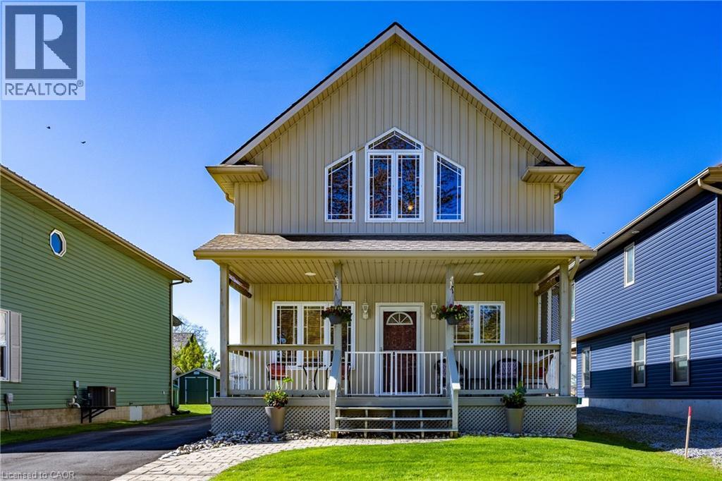 6 RESERVE Street Property Photo 1