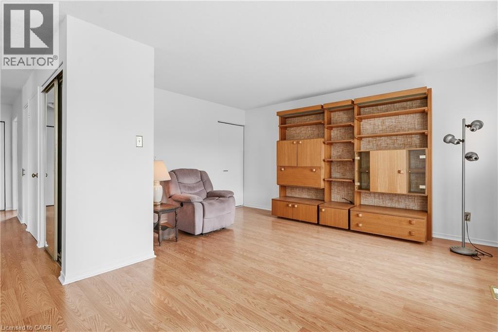 122 Bunting Road Unit# 68 Property Photo 6