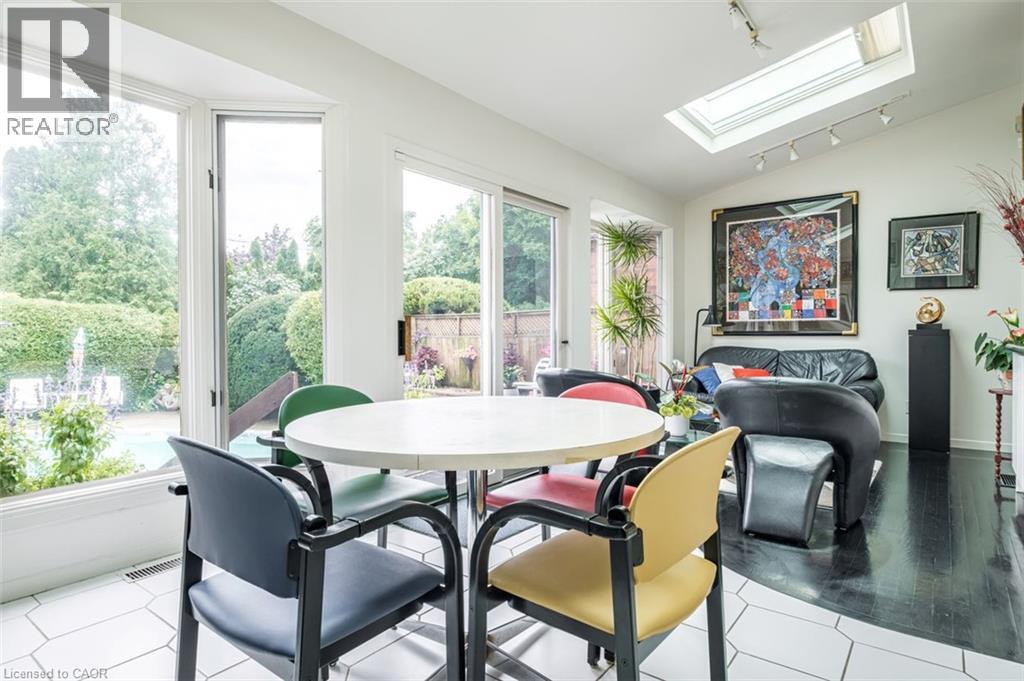 107 Bond Street S Property Photo 19