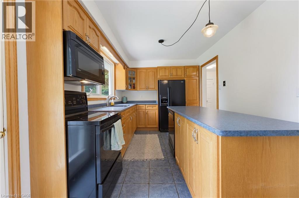 200 Lynden Road Property Photo 12