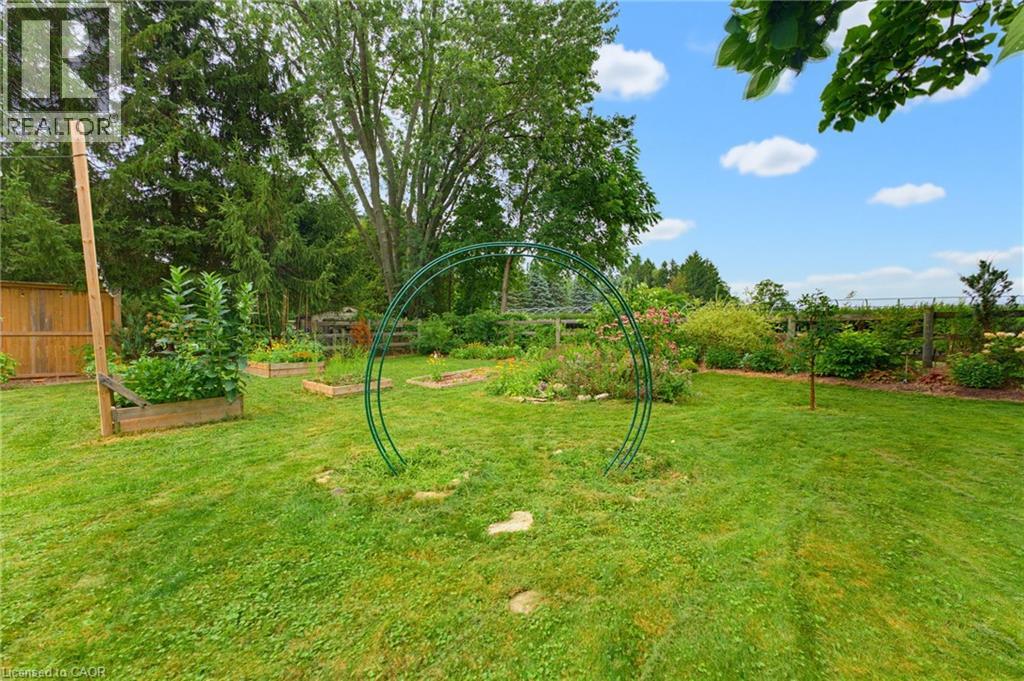 200 Lynden Road Property Photo 29