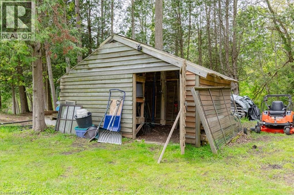 111 Decou Road Property Photo 7