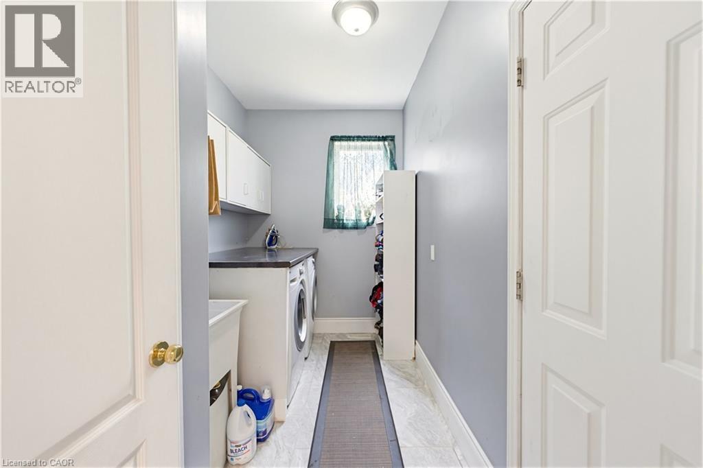 805 Munich Circle Property Photo 19