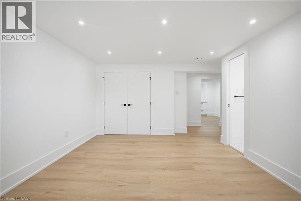1379 Christina Court Property Photo 30
