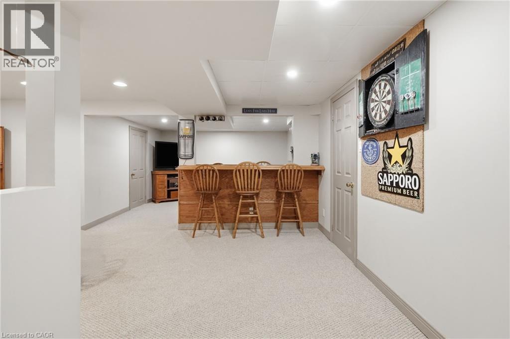 1 Meander Close Property Photo 38