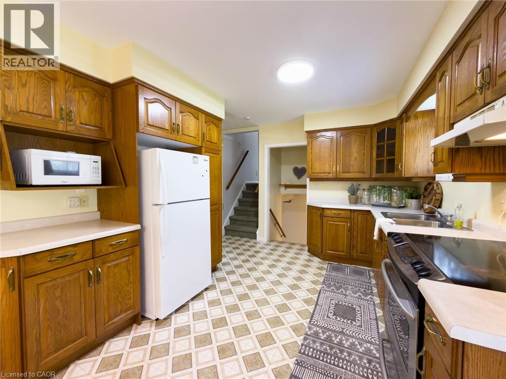 12 Glendale Crescent Property Photo 8